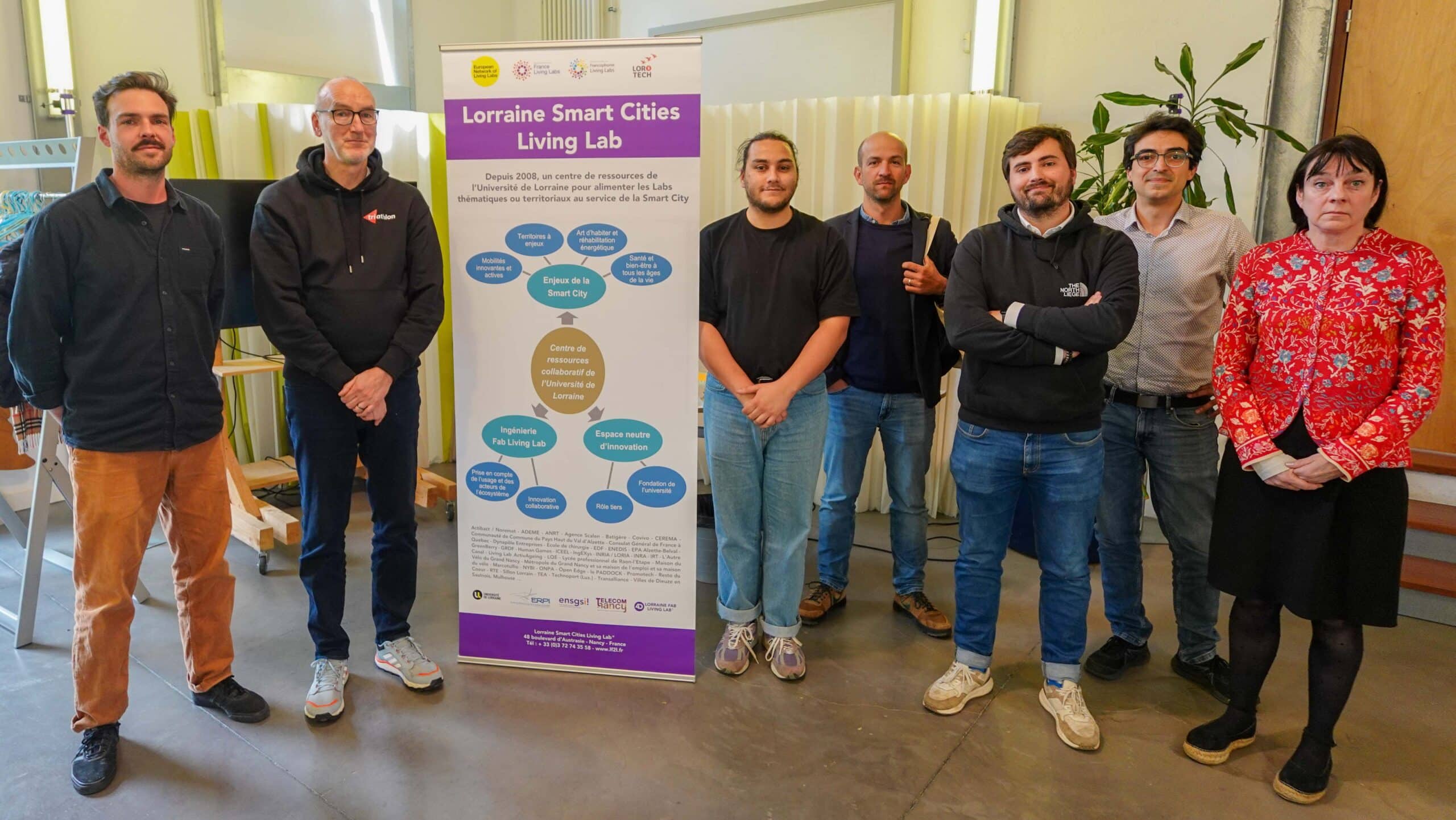 Photo de groupe des partenaires du projet européen FabLabs4Innovation lors de la réunion organisée à l’Université de Lorraine à Nancy